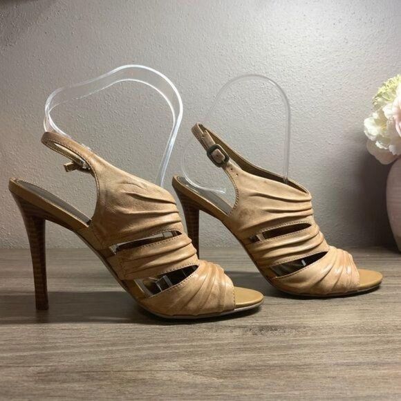 MARC FISHER‎ Nude Slingback Weathered Leather Heels - Picture 3 of 4